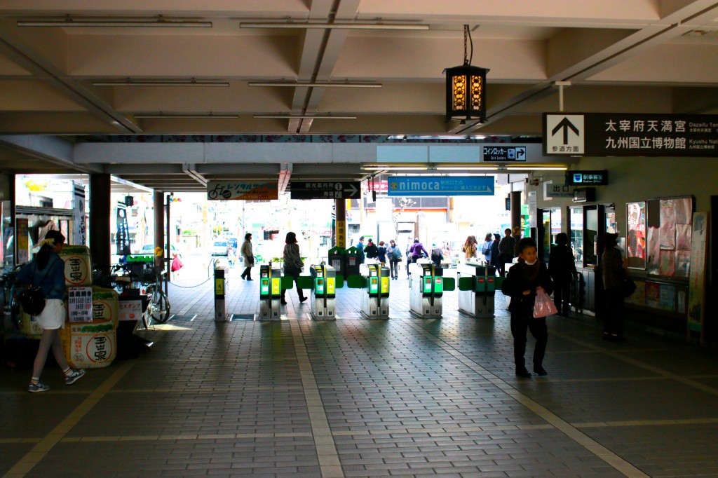 福岡市天神から太宰府へのアクセス